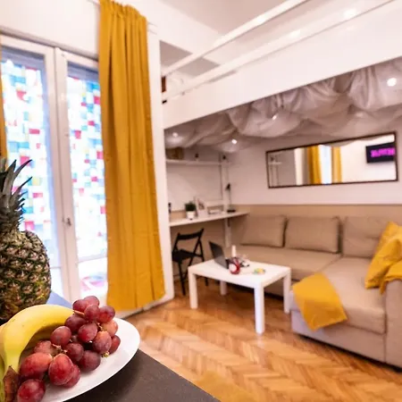 Cozy Studio Cismigiu Garden 아파트 *